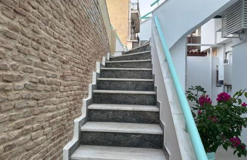 Paloma Lux Retreat-15' to Central Athens - Photo 21