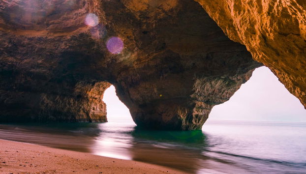 Giro in barca nella grotta di Benagil