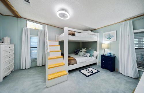 Lake Canal Accessible Family Home - Foto 7