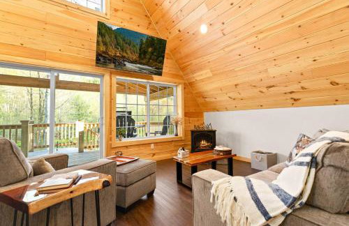 The A-mazing Creekside Escape - Foto 13