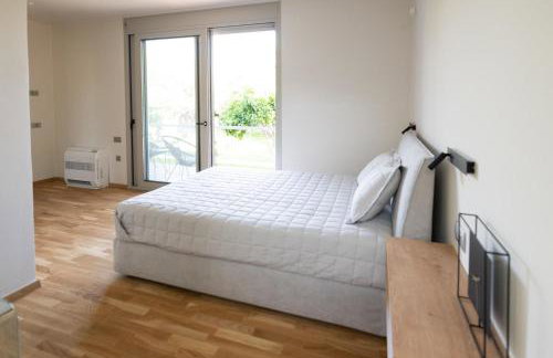 Studio Rio Unique Space With Garden and Garage - Photo 39