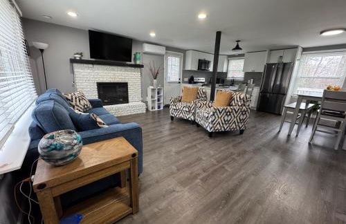 Casa Rosado @ Pocono II by Lake Hot Tub Camelback - Foto 1