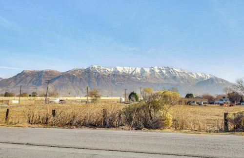 Private Pool and Hot Tub Luxe Unit Near UTA Train! - Foto 25