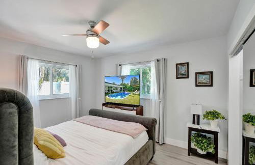 Amazing 5 bed house w pool, jacuzzi and your own boat - Foto 14