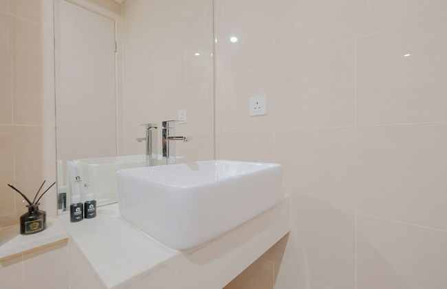 Modern And Comfy Studio At Daan Mogot City Apartment - Photo 14