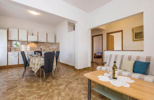 Cozy Apartment In Lukovo Sugarje - Foto 5