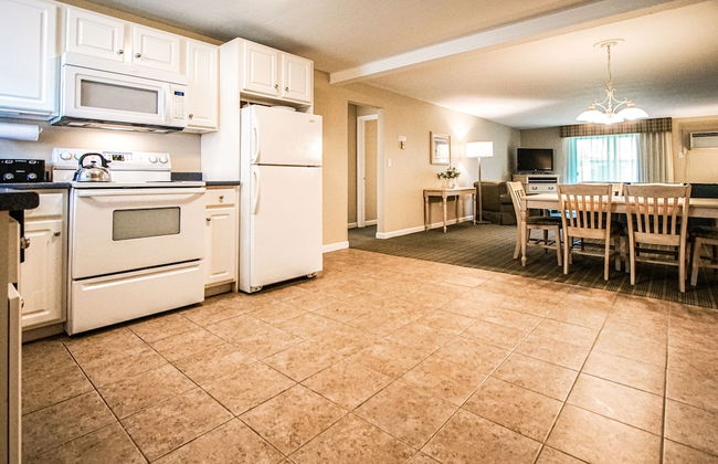 Cape Winds Resort - Photo 12