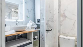 Disney 12 min - Gare 5min à pied - Self check-in - Foto 4