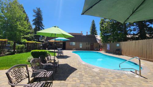 Tahoe Shoreline Retreat - Close to Ski Resorts & HOA Amenities - Foto 2