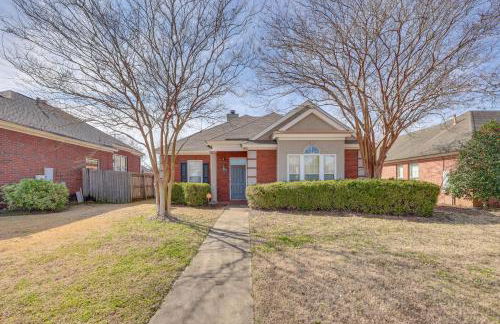 Home with Fenced Yard about 12 Mi to Dtwn Montgomery - Foto 1