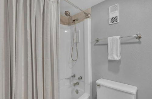 Shoreline Towers 2023 - Foto 40