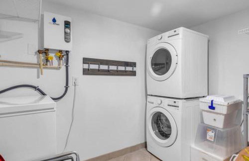 Villa Bella Newly Remodeled With Private Dock and Pool & Cabana Club Access - 7 night minimum stay - Foto 11