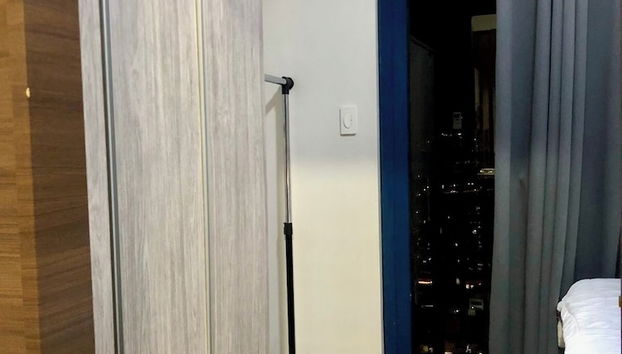 Modern Comfort Makati 1BR with Workspace - Photo 3