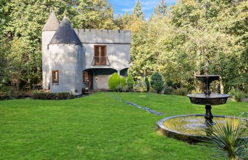 Magical Retreat at the Enchanted Vashon Castle - Foto 45