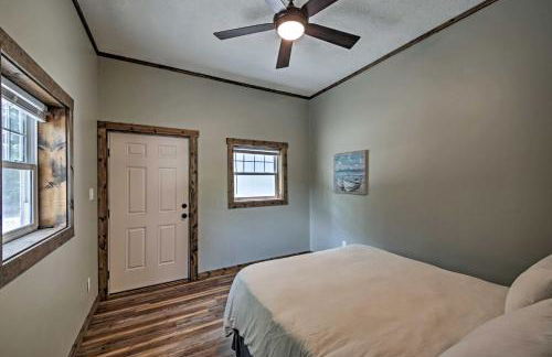 Camp Monroe in Bloomington with Deck and Views! - Foto 12