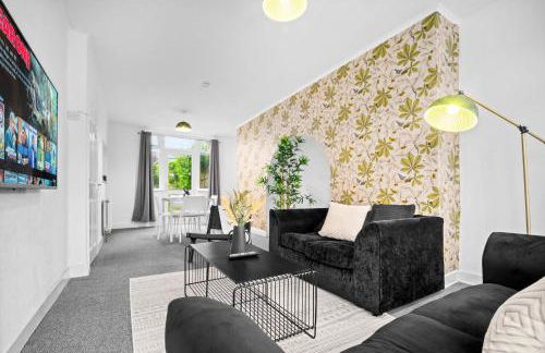 Stylish 3 Bedroom House - Parking - Garden - Great Barr - Netflix - Top Rated -121J - Foto 12