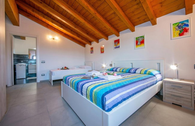 Villa Laura Private Pool and Garden - Photo 14