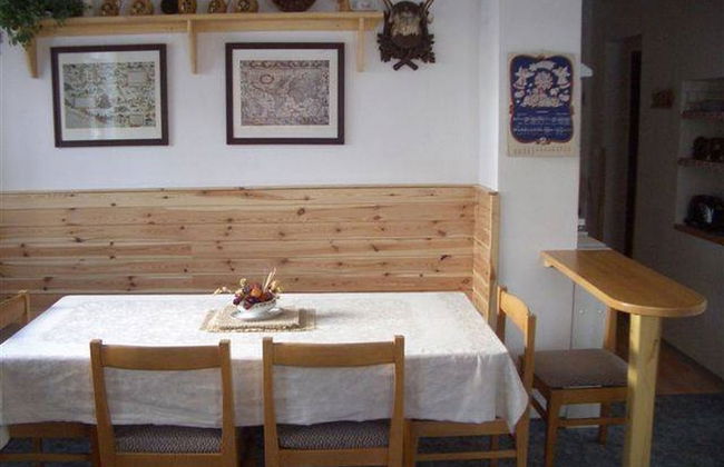 Marie Pavla With 7 Bedrooms and 4 Bathrooms - Photo 20