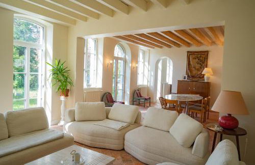 Narcisse Bienvenue - Élégance et Raffinement - Photo 7