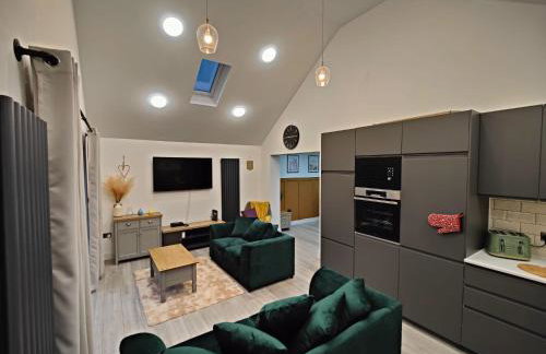 4 bedroom bungalow in Kettering - Garden - Parking - WiFi - Foto 15