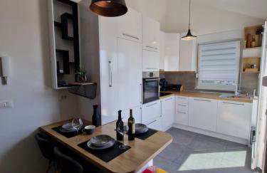 Apartments Mak & Lux - sea & sunset top view - Photo 23