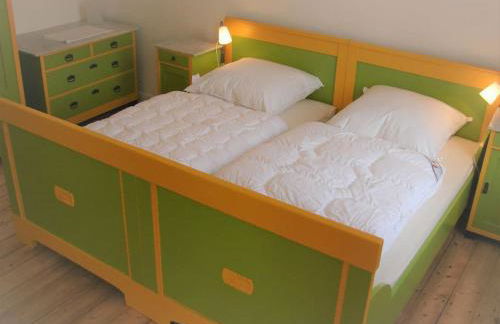 Idyllische Ferienwohnung auf altem Bauernhof mit Wallbox - Foto 8