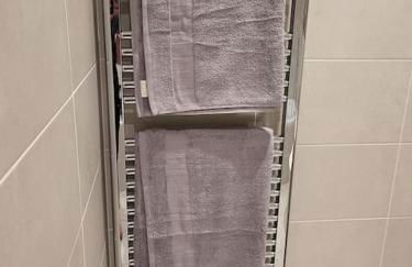 Entire Prestige Apartment in Poole Quay - Free Parking, Fast WiFi, Smart TV & Netflix - Foto 34