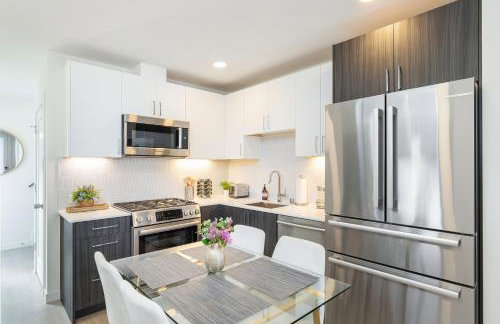 2BR 2BA Capitol Hill Cozy Haven- Rooftop - Foto 29