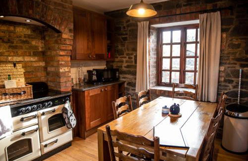 5 Star Romantic Rose Cottage with Roll-Top Bath - Foto 16