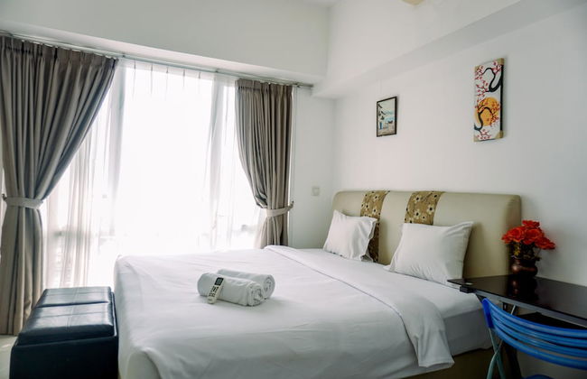 Nice And Comfy Studio At Ambassade Kuningan Apartment - Foto 2