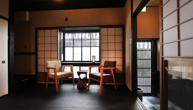 Brian Machiya Inn - Foto 2, Entrada interior