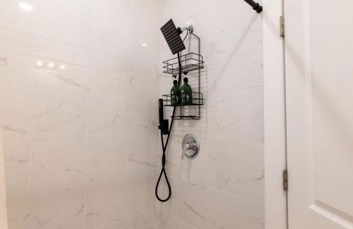 4 New Apts - 3 Bed Apt 1st Floor & 3 Bed Apt 2nd Floor - 1 Bed Studio Apt Ground Floor & 1 Bed Studio Apt Ground Floor near Penn Station EWR Airport Beth Israel Hospital Manhattan NYC - Foto 51