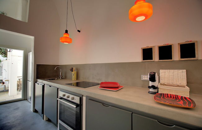 Lovely 70s Style Patio and Terrace - Photo 18