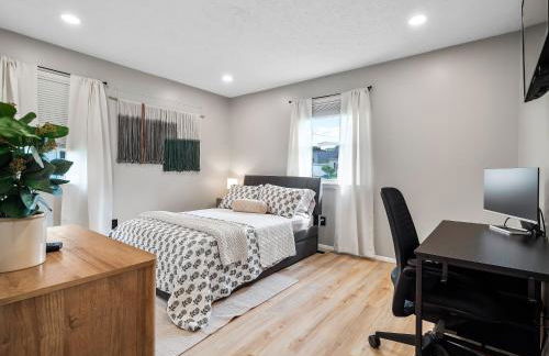 Beautiful Ranch with Outdoor Patio and Room for 6 - Photo 9