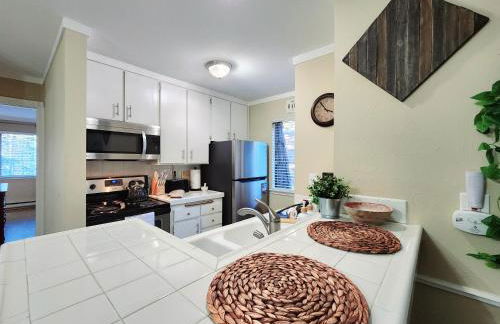 Tahoe Shoreline Retreat - Close to Ski Resorts & HOA Amenities - Foto 10