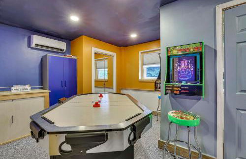 11 Mi to Slopes! Poconos Lake House with Beach - Foto 28