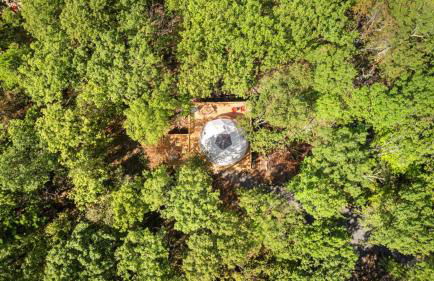 Luxe 2 Bed Dome w Hot Tub Deck Fire Pit & Bath - Foto 47