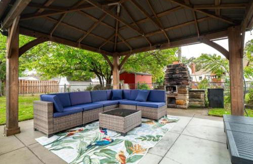 4 Bedroom Pool and Hot Tub Home Near Cleveland - Foto 79