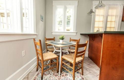 29th Street Trendy Lakeview Craftsman 8 - Foto 20