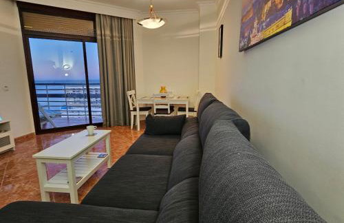 La Roca-Mediterráneo Views, 8th Floor-New Kitchen- POOL- Parking-Air Conditioning, Ceiling Fans & Free WIFI - Foto 6