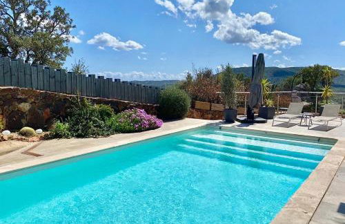 VILLA CARAMONTINU SERENA à Pinarello, proche plage, vue mer, piscine chauffée - Foto 2