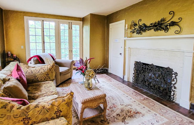 Jacuzzi - West Point - Family Friendly - Photo 48