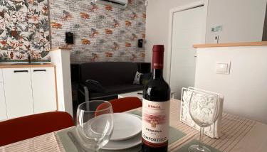 R11 Trabajo Descanso Premium Junto a Metro Madrid - Photo 1