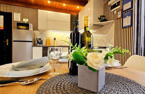 AquaHaven With Private Pool And Wellness - Happy Rentals - Foto 24