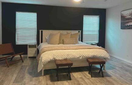 Retreat close to Lewisville Lake with pool, pet ok - Photo 36