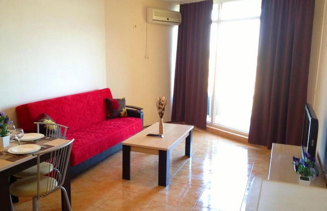 Aheloy Palace Apartments - Photo 36