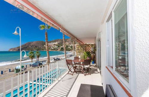 Szimple Magnific Seaviews - Photo 26