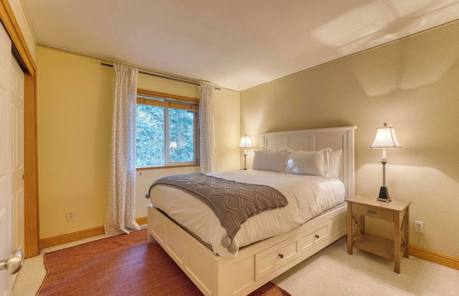 Golden Summit by Avantstay Stunning Secluded Cabin w/ Access to Tahoe Donner - Foto 42