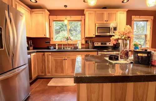 2 Kings, Fire Pit, Gameroom, EV charger, Dogs OK! - Foto 13