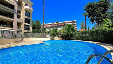 Superbe appartement Climatisé avec Piscine, Terrasse et Parking Privé - Proche Promenade des Anglais - Foto 2, sunbed